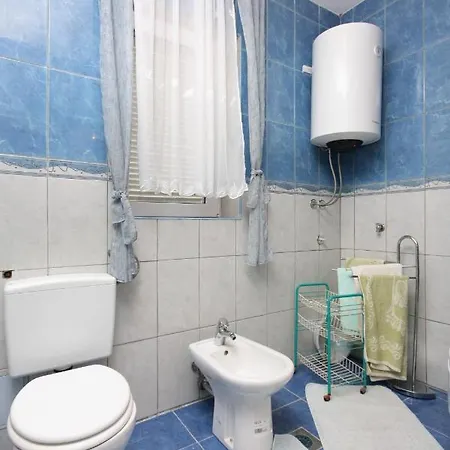 5350b Apartment *