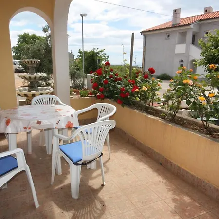 5350b Punat