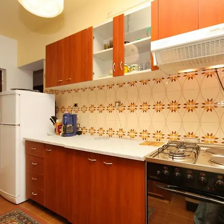 5350b Apartment