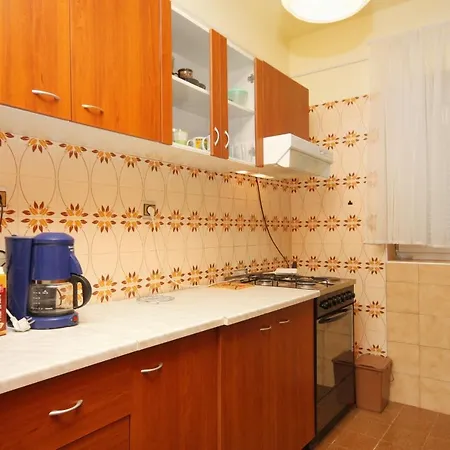 Apartment 5350b *