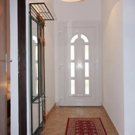 5350b Apartment